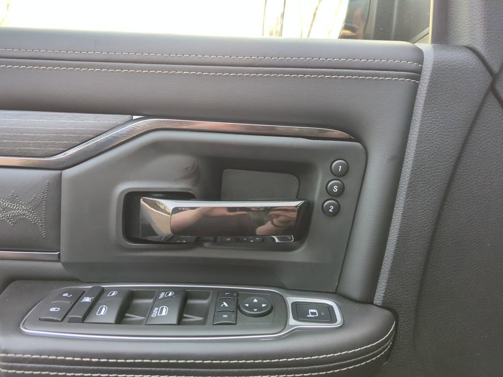 Used 2022 RAM 2500 Limited image 34