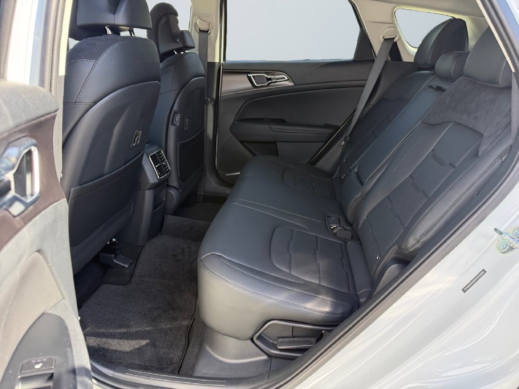 New 2027 Kia Sportage SX Prestige AWD/4WD image 13
