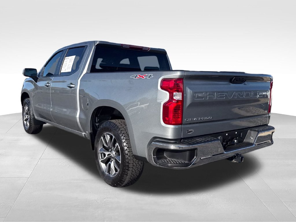Used 2024 Chevrolet Silverado 1500 LT AWD/4WD image 7