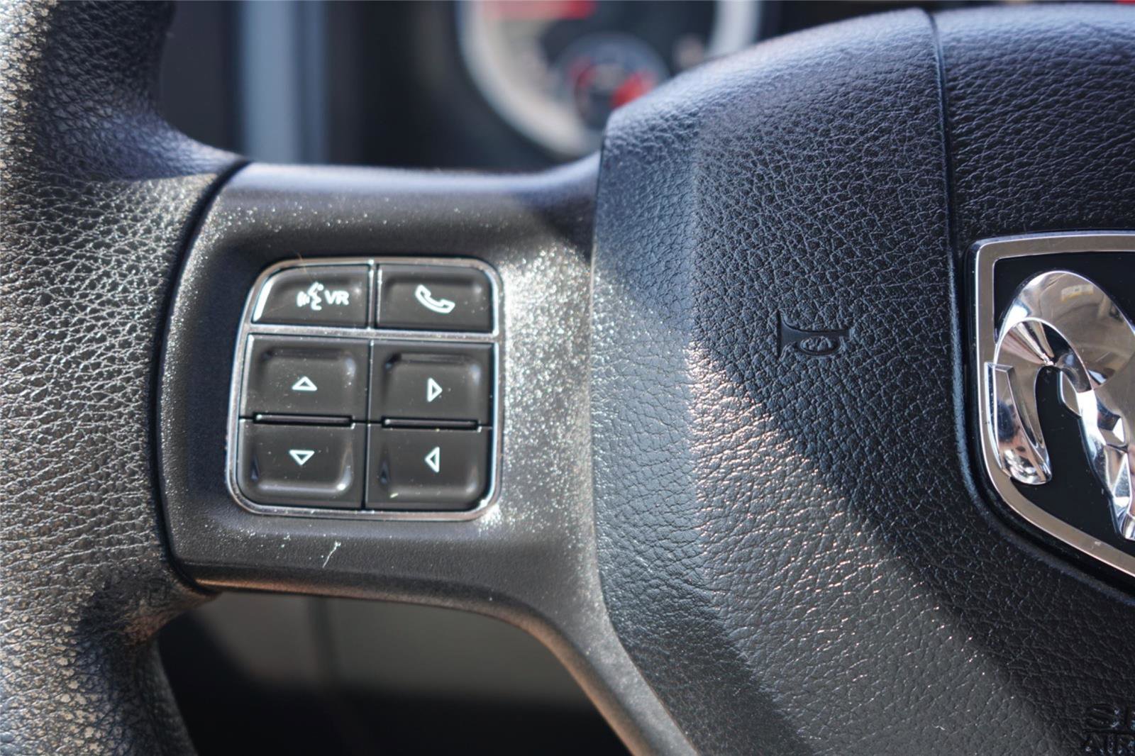 Used 2015 RAM 3500 Tradesman w/ Chrome Appearance Group AWD/4WD image 17