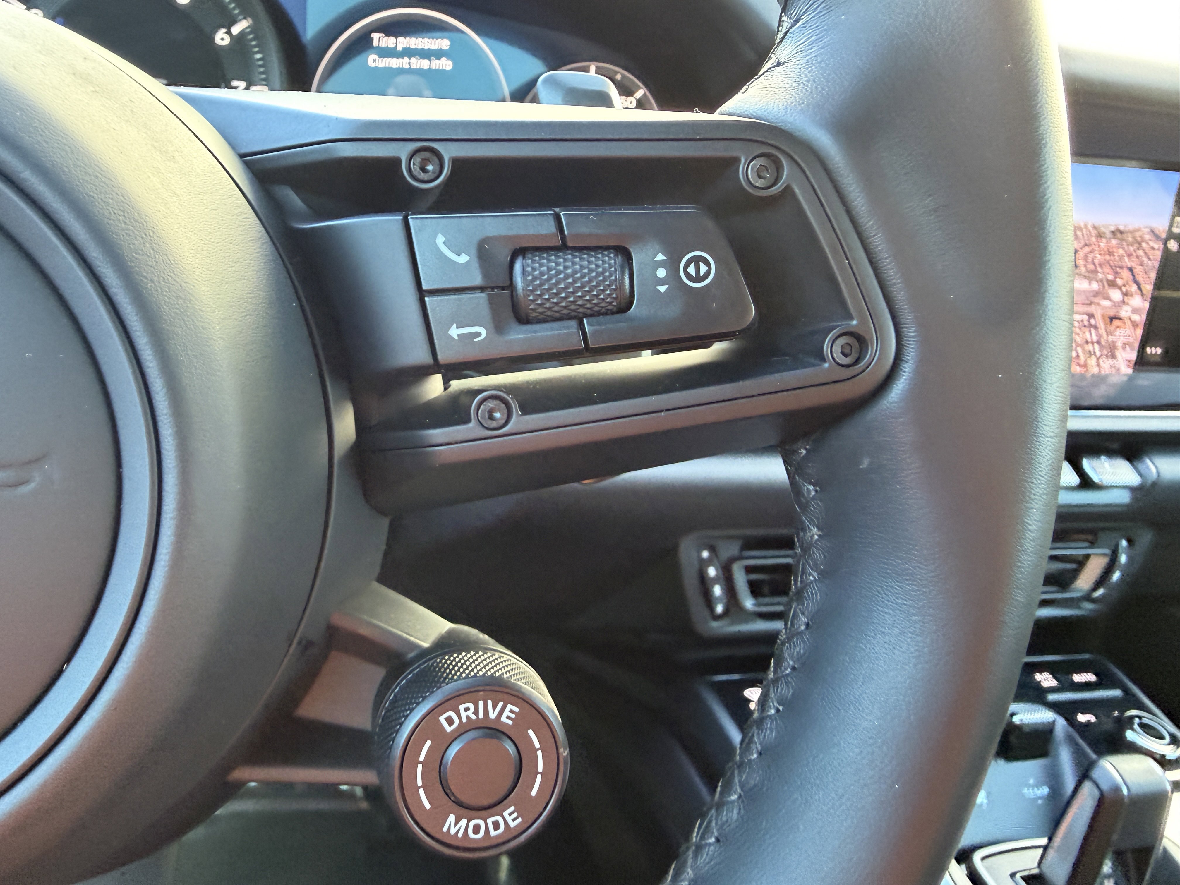 Certified 2024 Porsche 911 Carrera T image 31