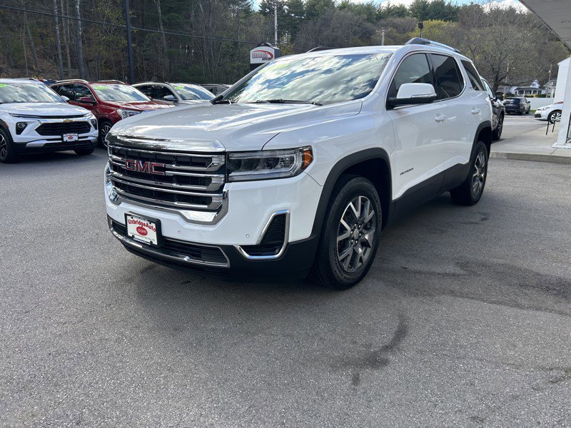 Used 2023 GMC Acadia SLE w/ Driver Convenience Package AWD/4WD image 4