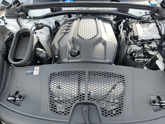 New 2026 Porsche Macan image 23