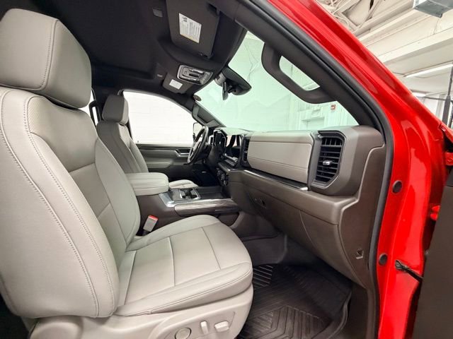 Certified 2024 Chevrolet Silverado 2500 LTZ w/ LTZ Plus Package image 31