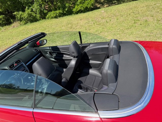 Used 2012 Volkswagen Eos Komfort FWD image 22