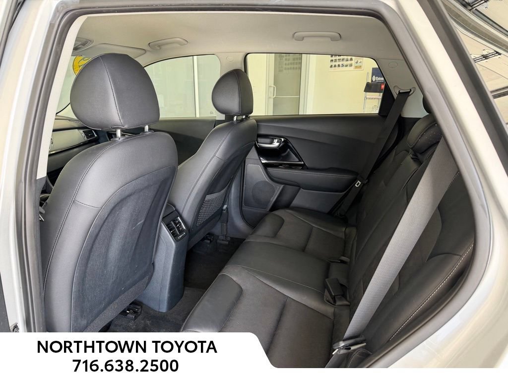Used 2019 Kia Niro S Touring FWD image 14
