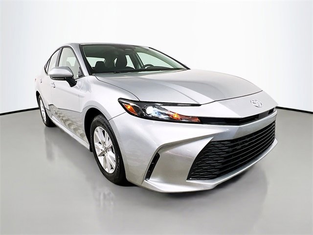 New 2025 Toyota Camry LE