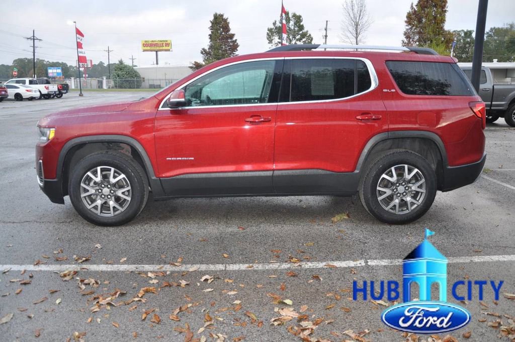 Used 2023 GMC Acadia SLE w/ Driver Convenience Package image 2
