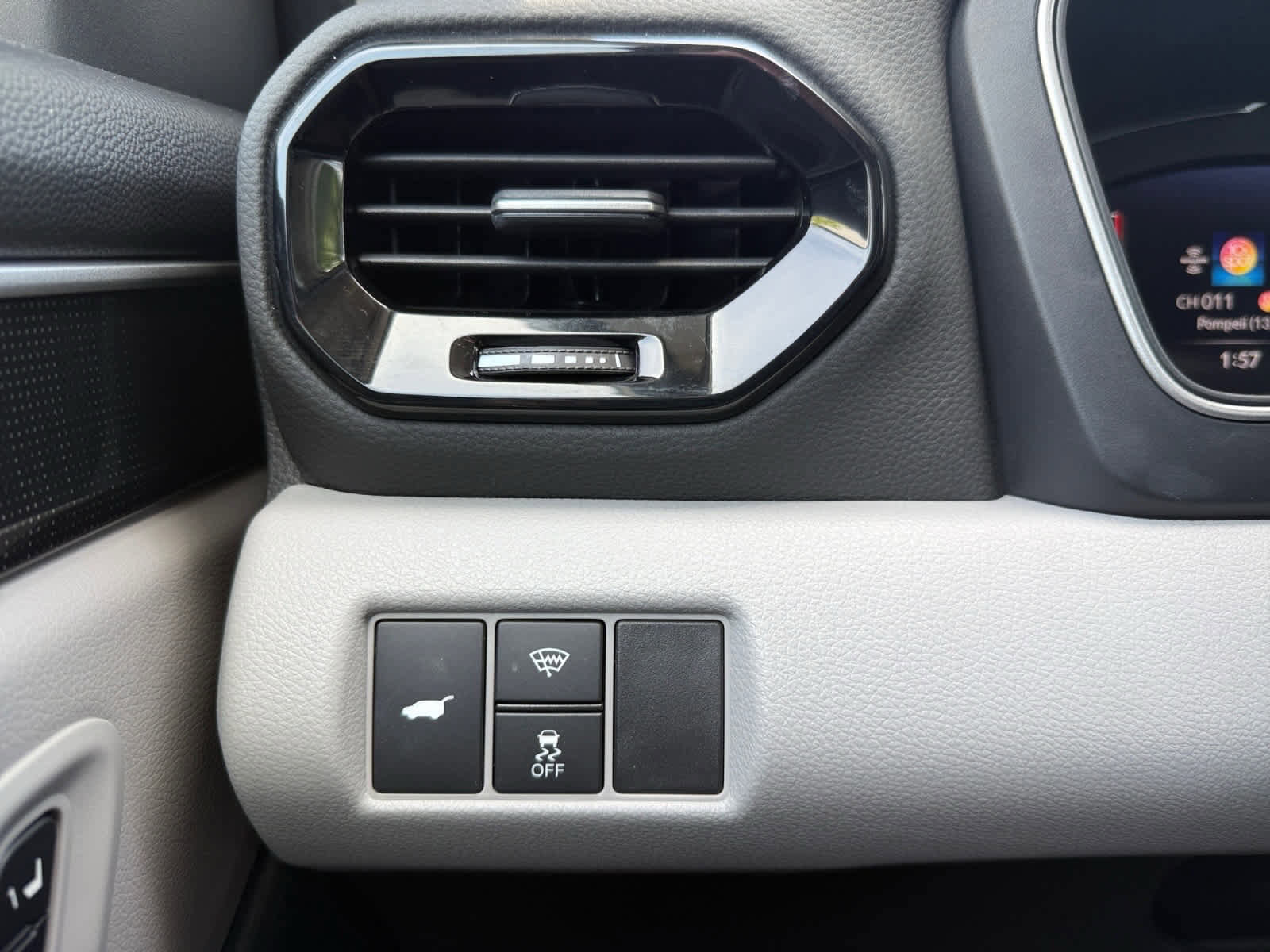 Used 2025 Honda Pilot Elite image 27