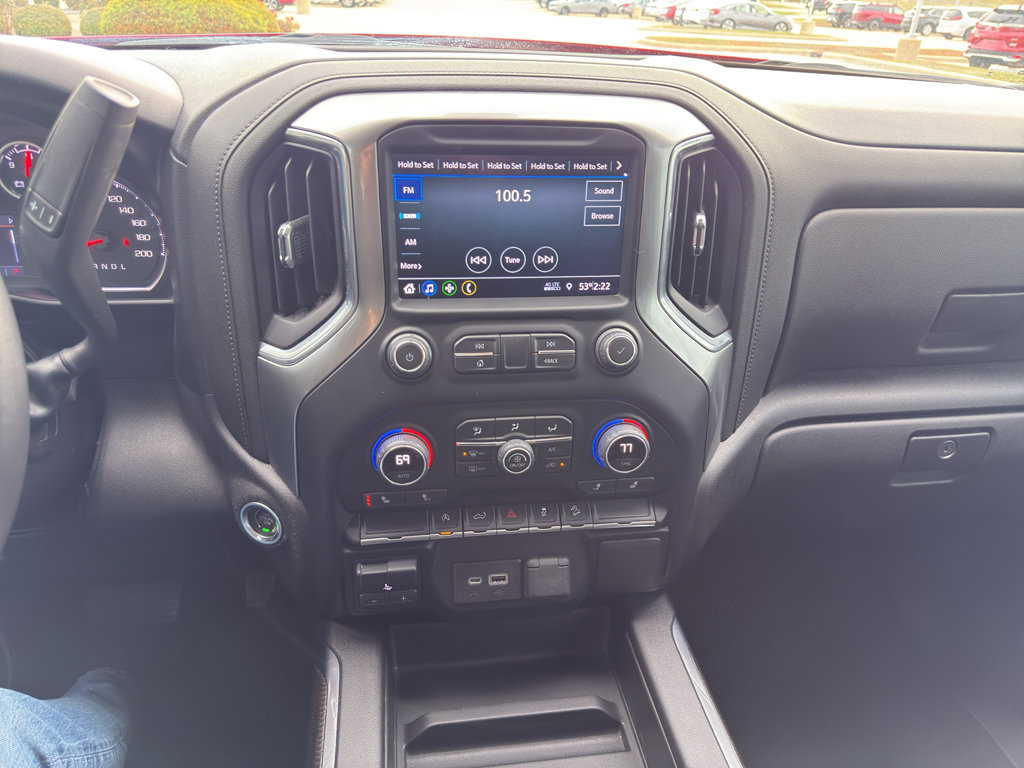 Used 2021 Chevrolet Silverado 1500 RST w/ LPO, Blackout Package AWD/4WD image 14