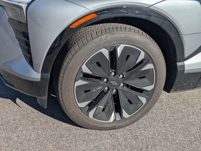 New 2025 Chevrolet Blazer EV RS image 7