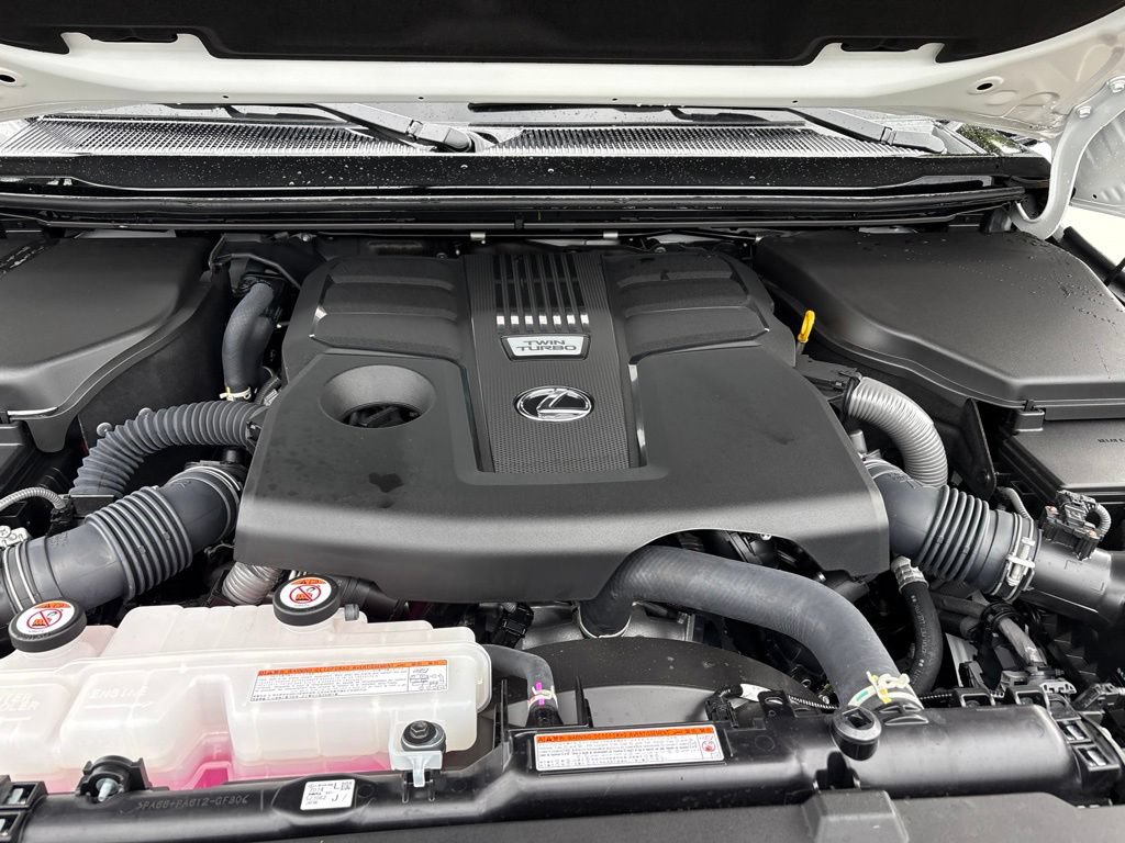 Certified 2026 Lexus GX 550 w/ Cold Area Package AWD/4WD image 10