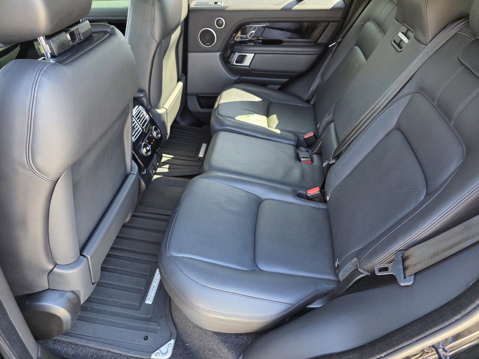 Certified 2021 Land Rover Range Rover Westminster Edition image 14