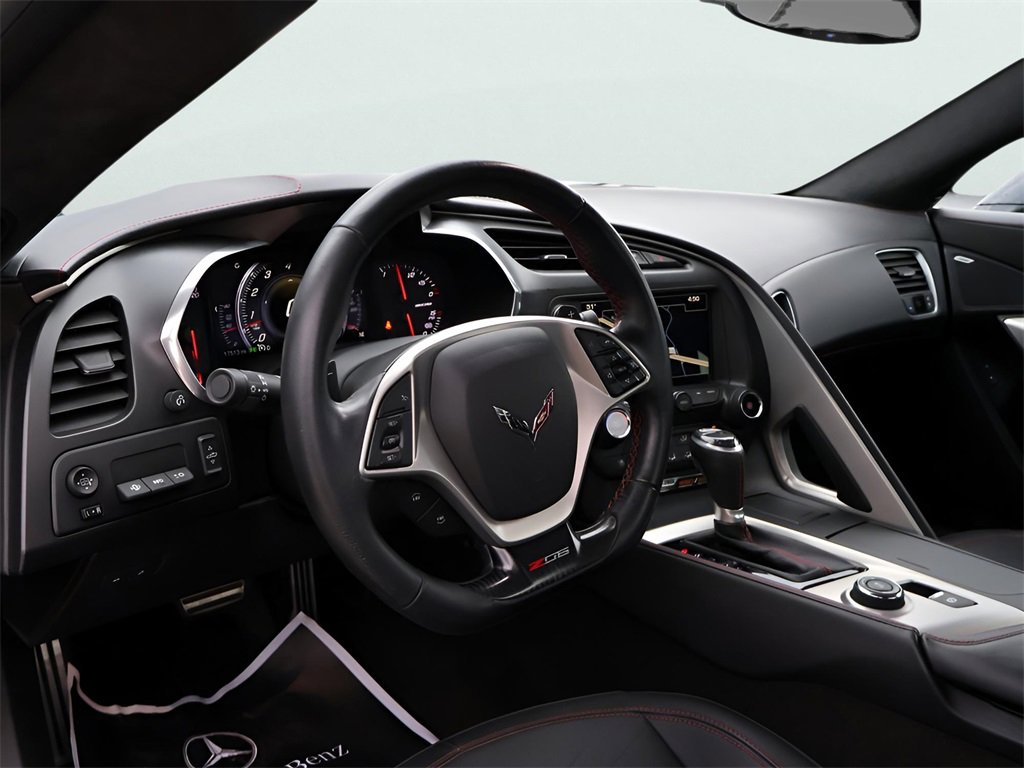 Used 2016 Chevrolet Corvette Z06 w/ 3LZ Preferred Equipment Group image 17