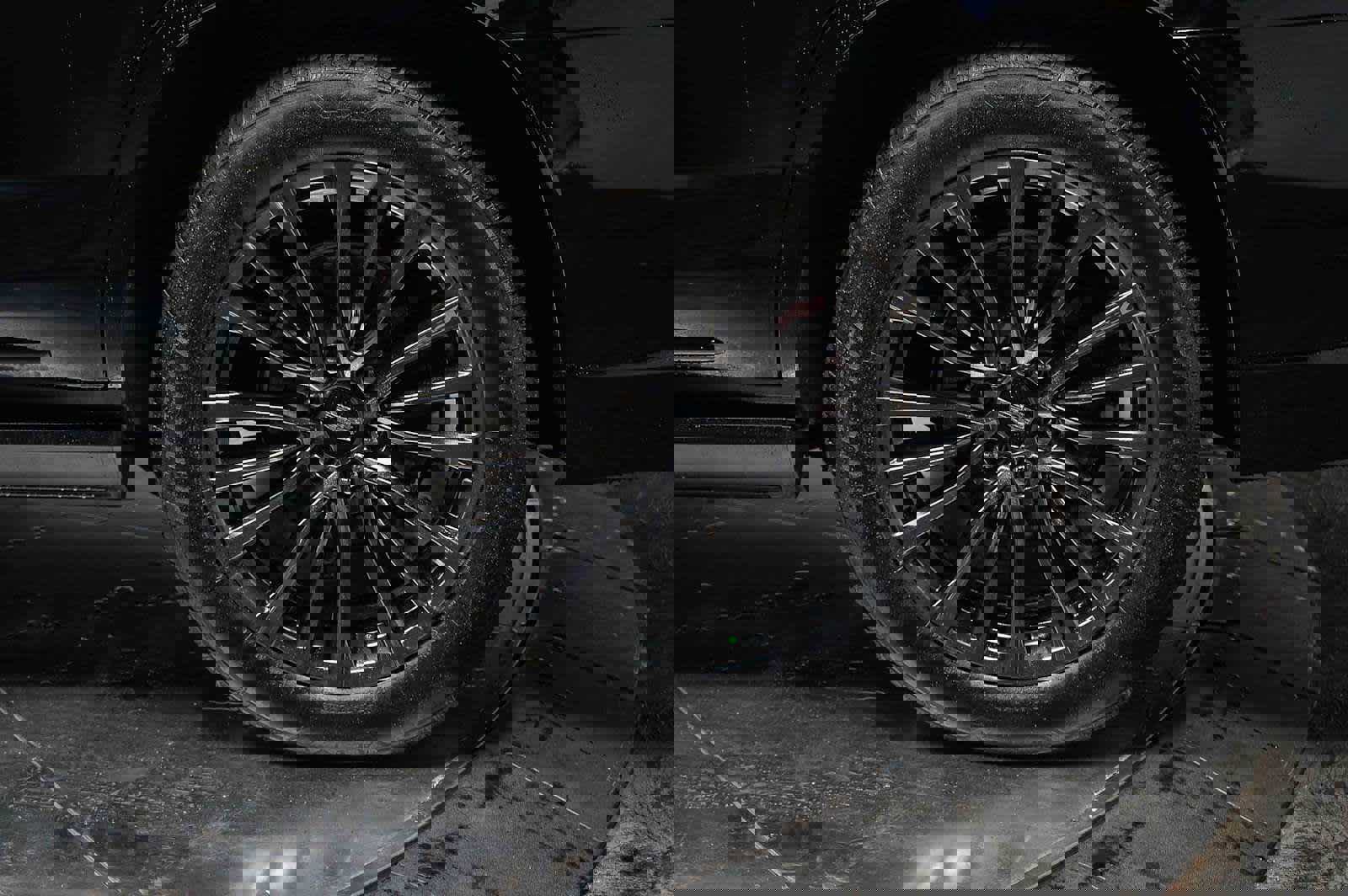 Used 2024 Cadillac Escalade V image 12