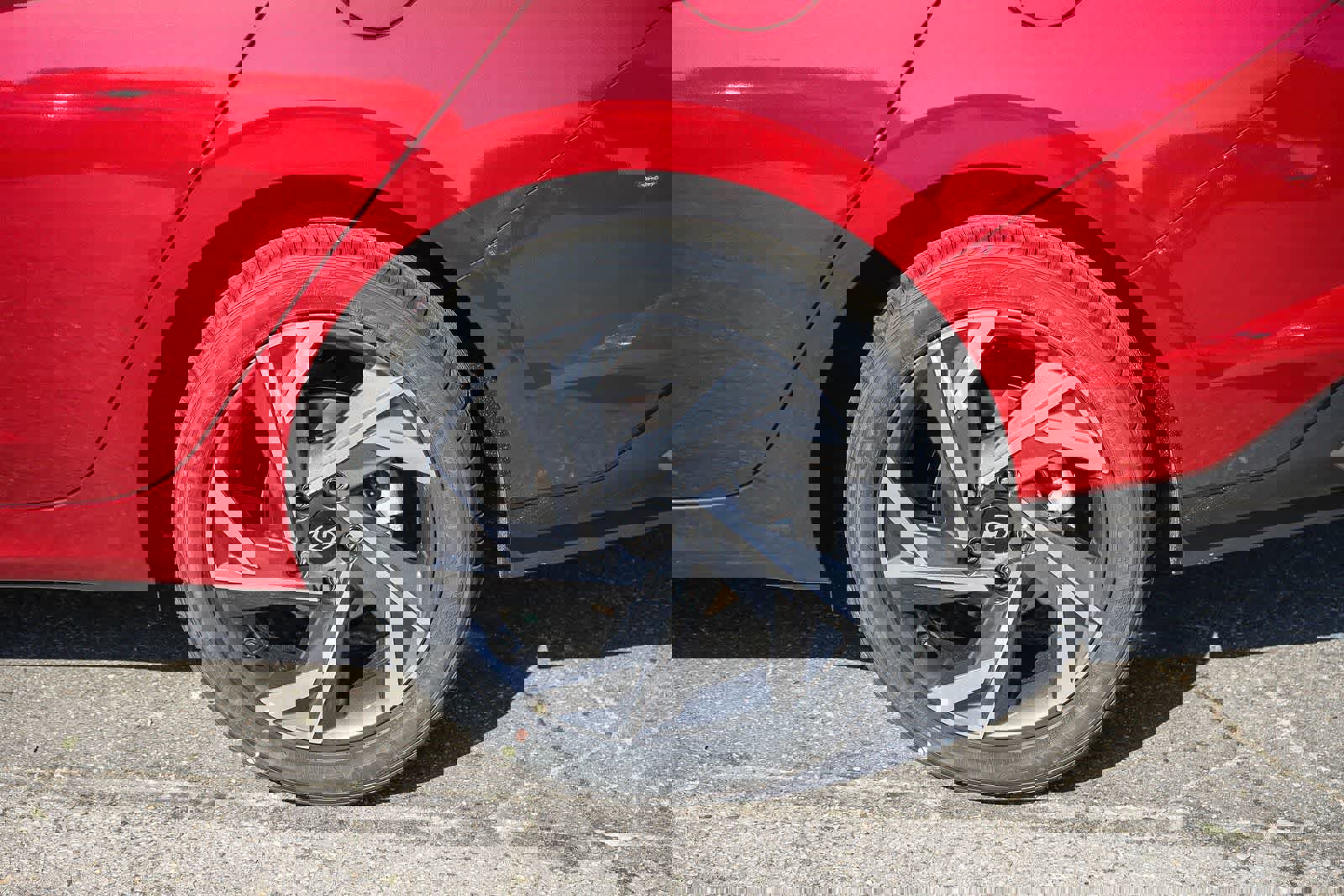 New 2025 Hyundai Elantra Sport image 9