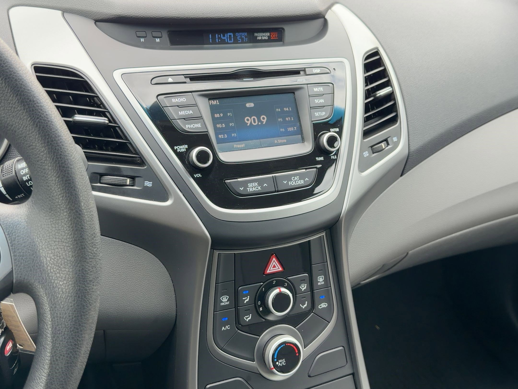 Used 2015 Hyundai Elantra SE w/ Option Group 02 image 23