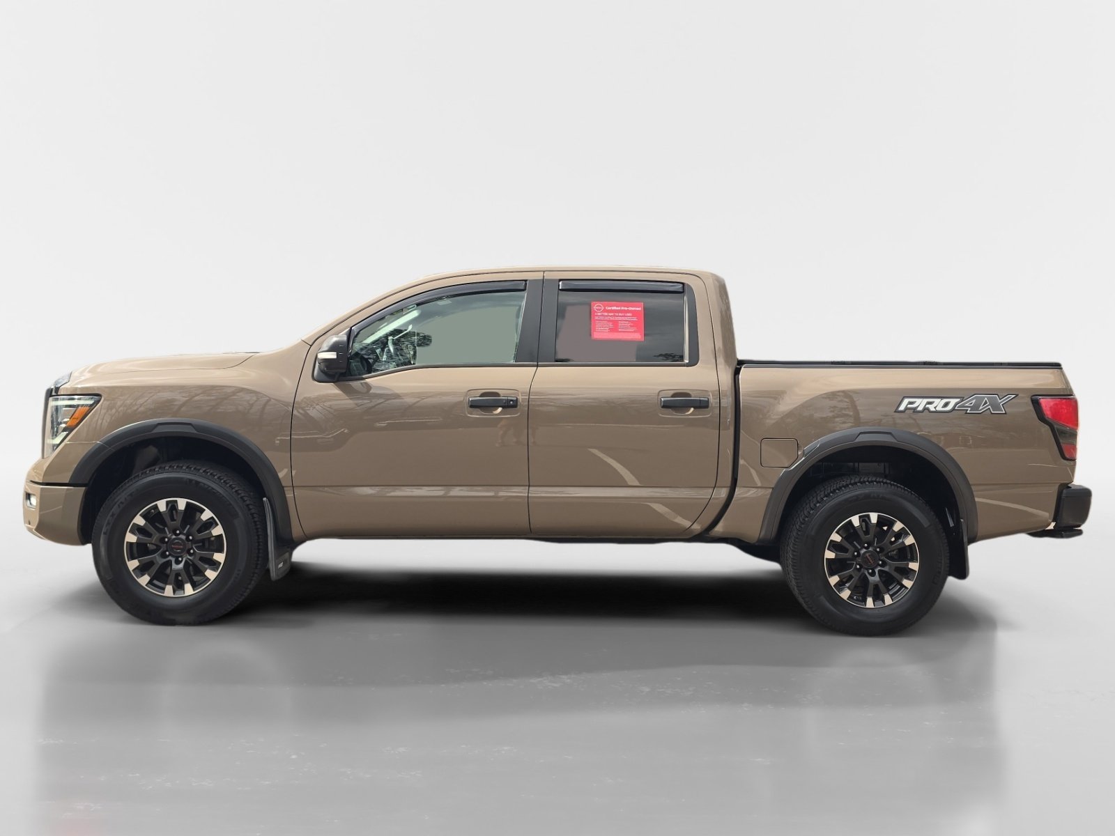 Used 2021 Nissan Titan PRO-4X w/ Pro-4x Convenience Package image 2