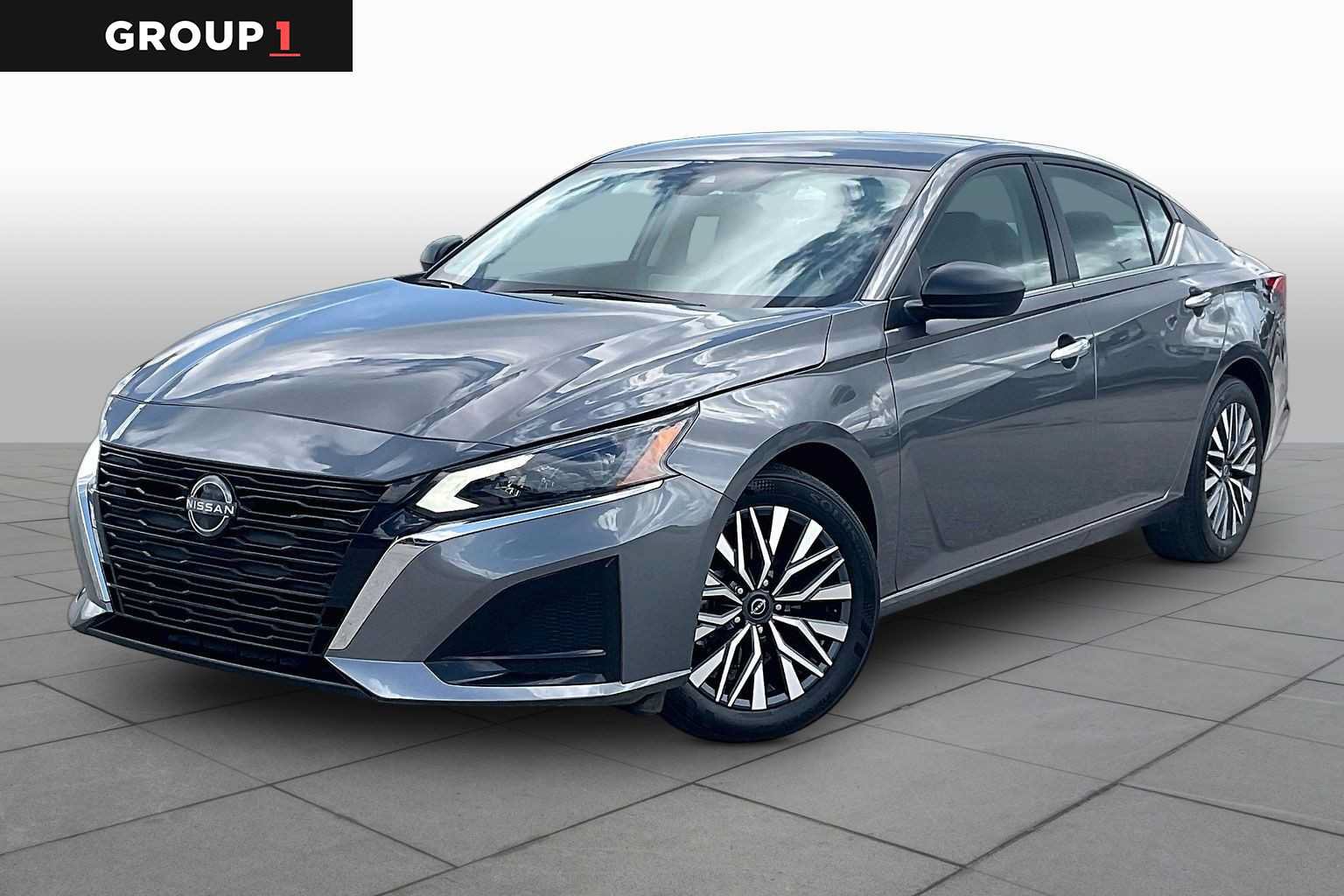 Used 2025 Nissan Altima 2.5 SV