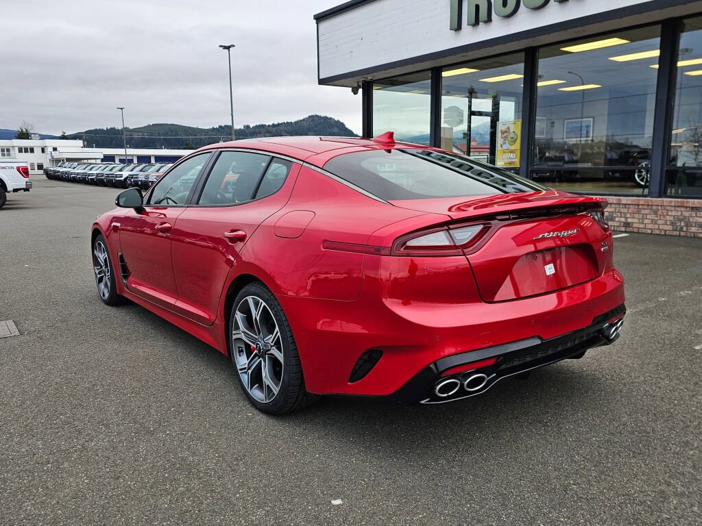Used 2020 Kia Stinger GT2 image 9