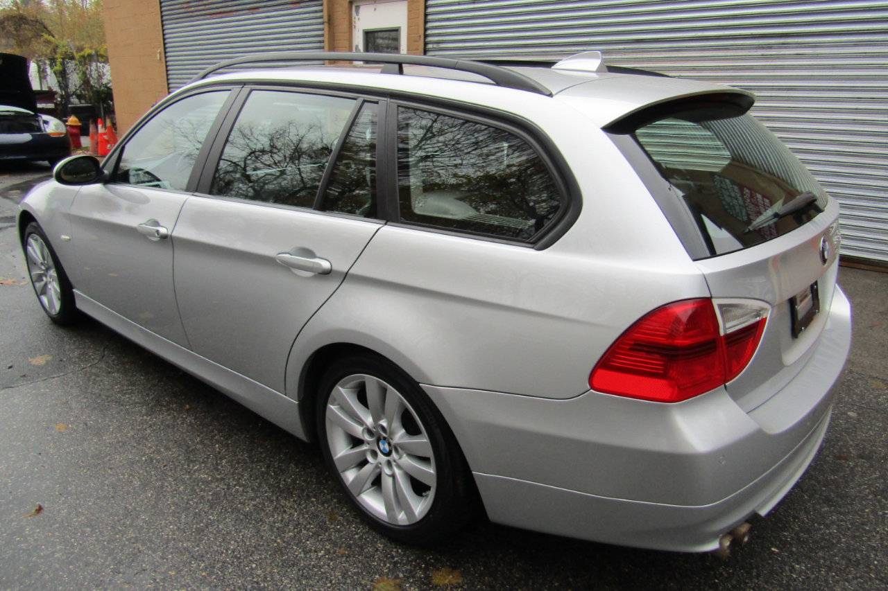 Used 2007 BMW 328xi Wagon image 3