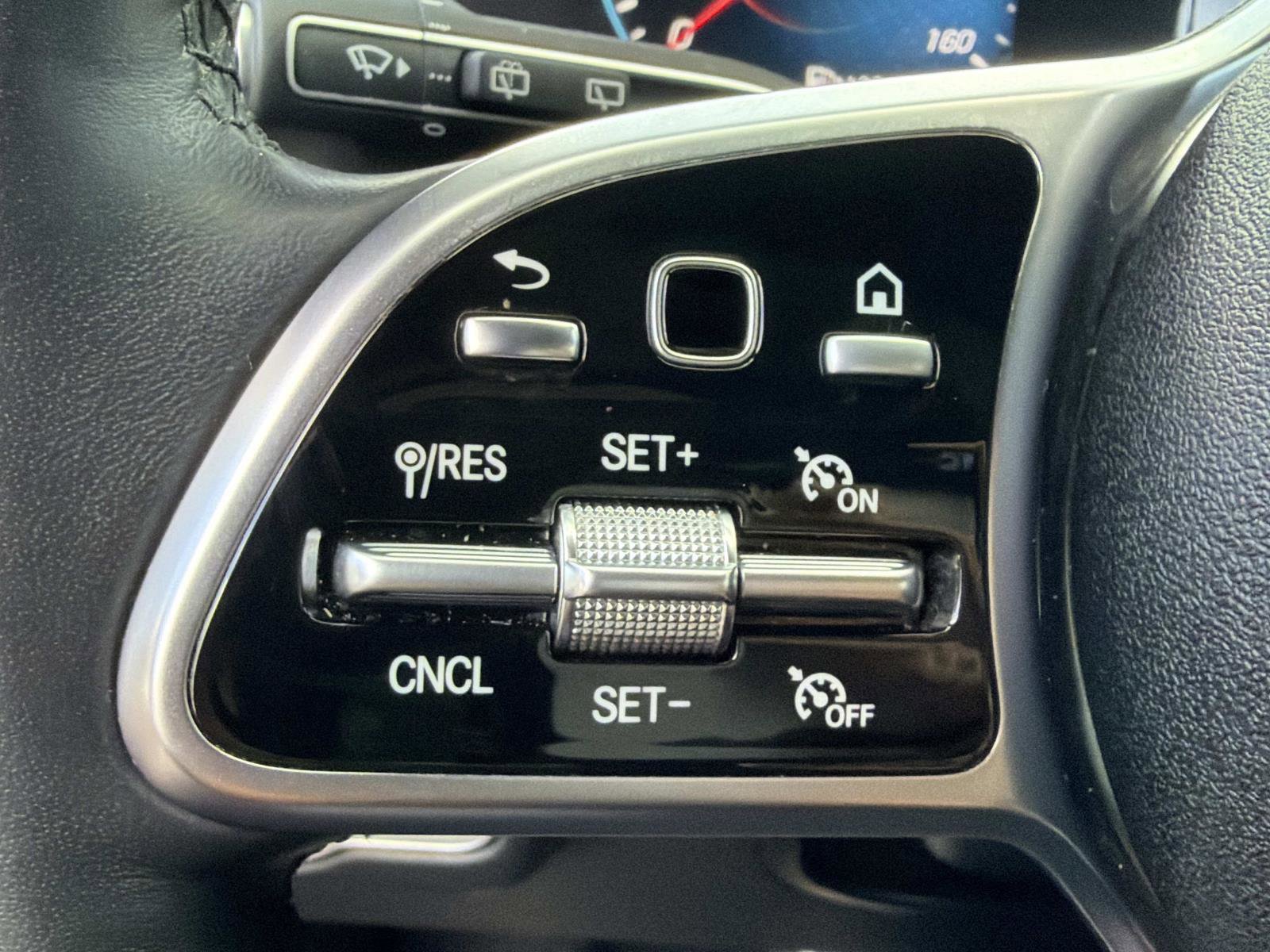 Used 2022 Mercedes-Benz GLE 350 image 30