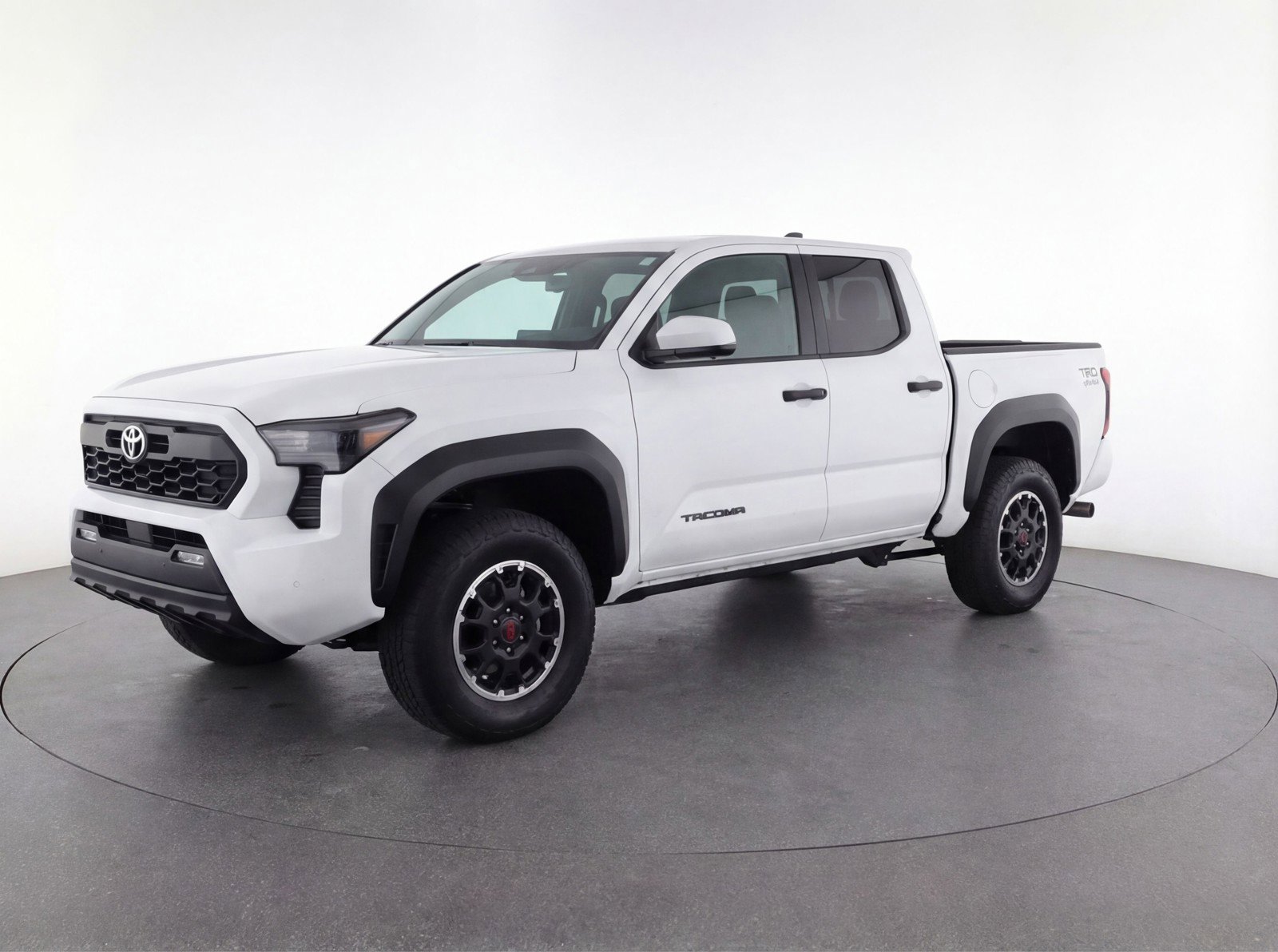 Used 2025 Toyota Tacoma TRD Off-Road image 3