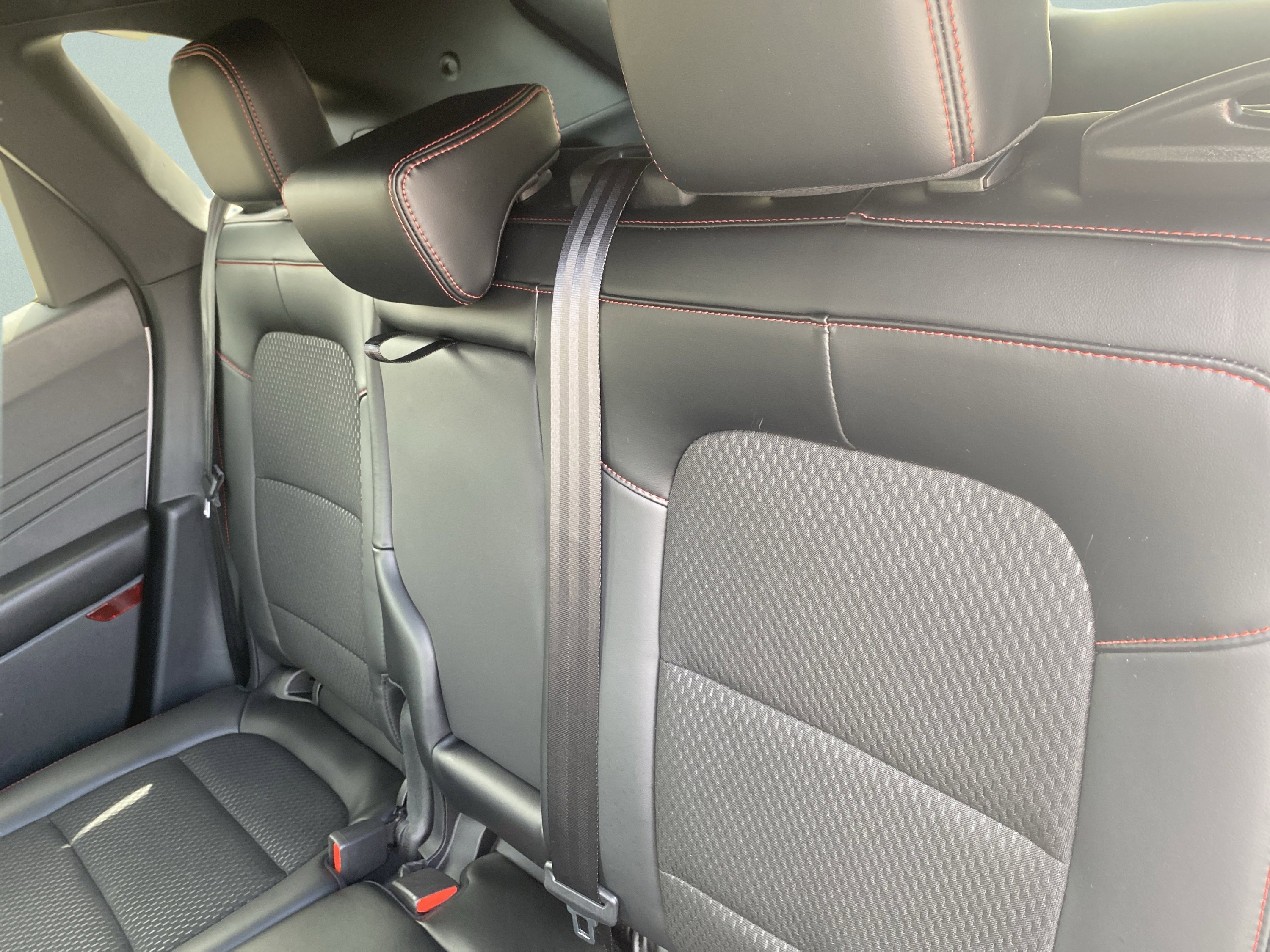 Used 2025 Ford Escape ST-Line w/ Cold Weather Package image 11