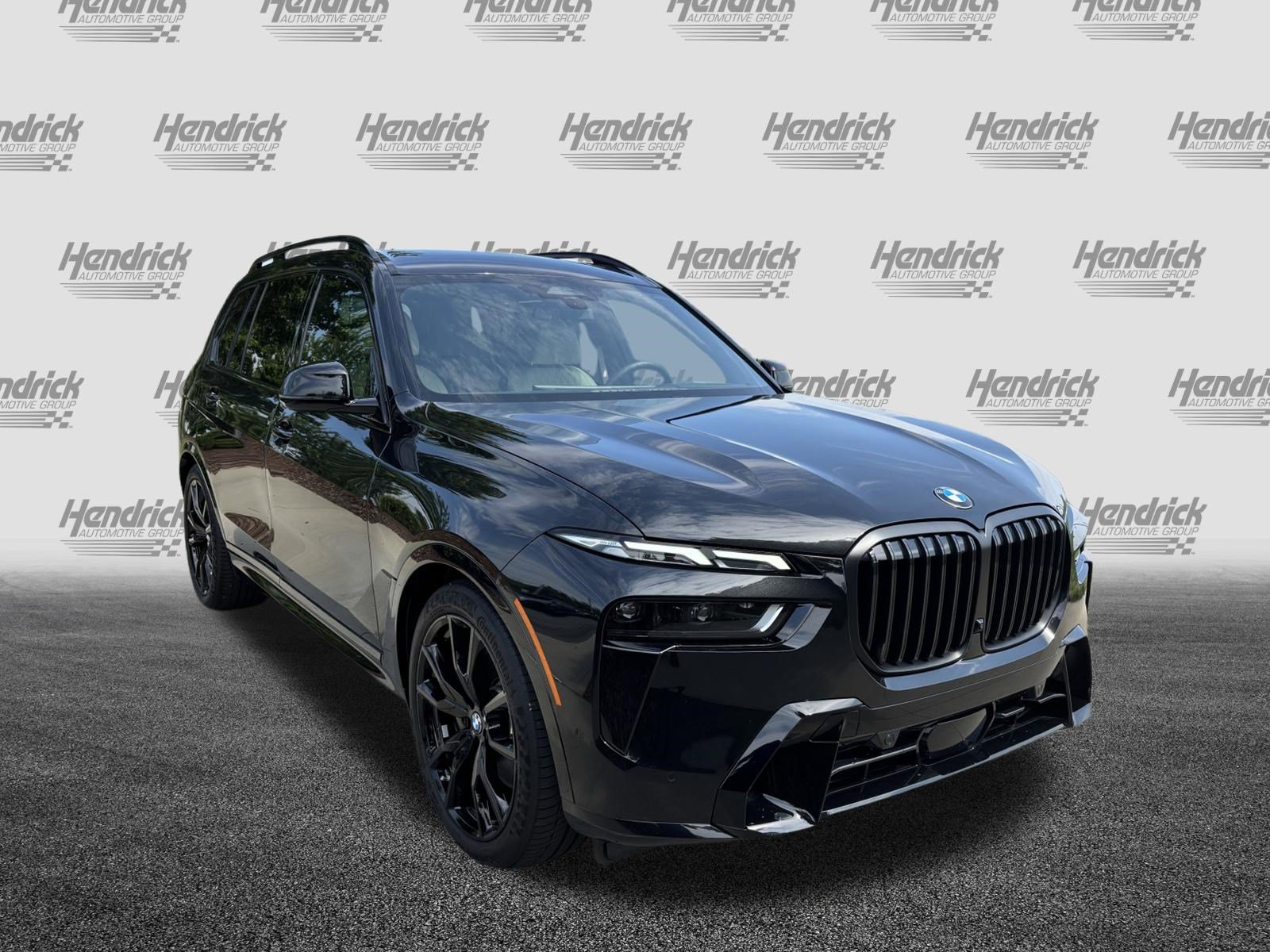 Used 2026 BMW X7 xDrive40i AWD/4WD image 2