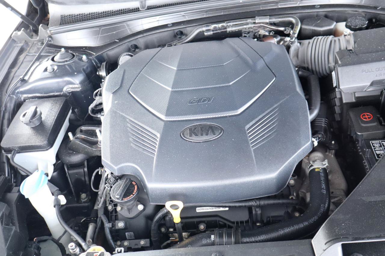 Used 2017 Kia Cadenza Technology FWD image 45