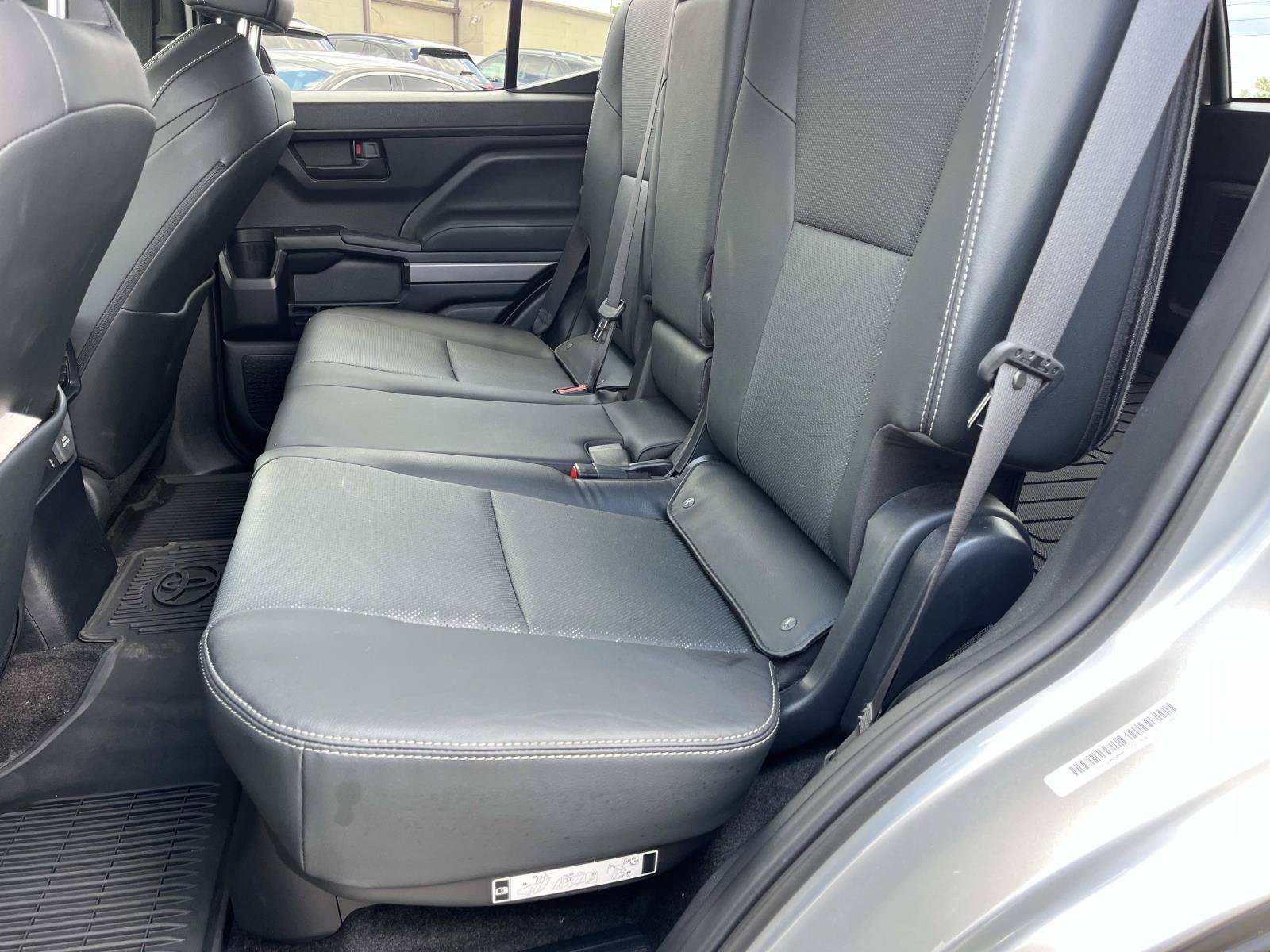 Used 2025 Toyota 4Runner TRD Sport Premium w/ Tow Technology Package AWD/4WD image 19