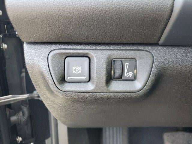 Used 2023 GMC Acadia SLE w/ Driver Convenience Package image 30