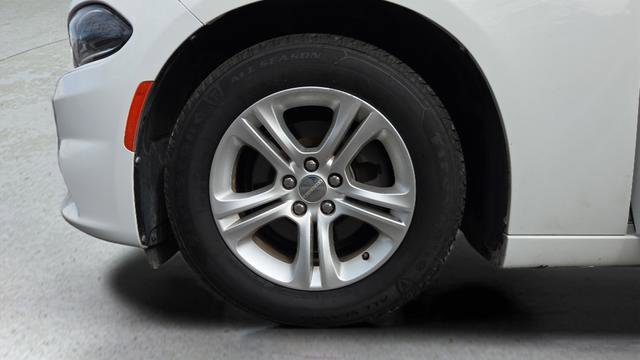 Used 2020 Dodge Charger SXT image 34