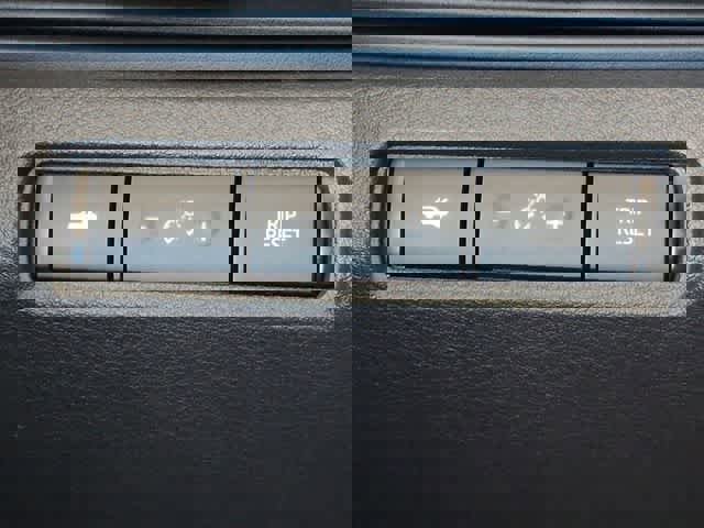 Used 2024 Nissan Altima 2.5 SV image 38