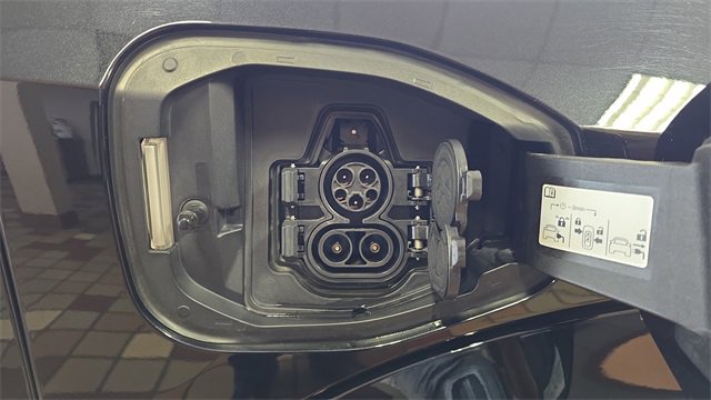 Used 2023 Nissan Ariya AWD image 29