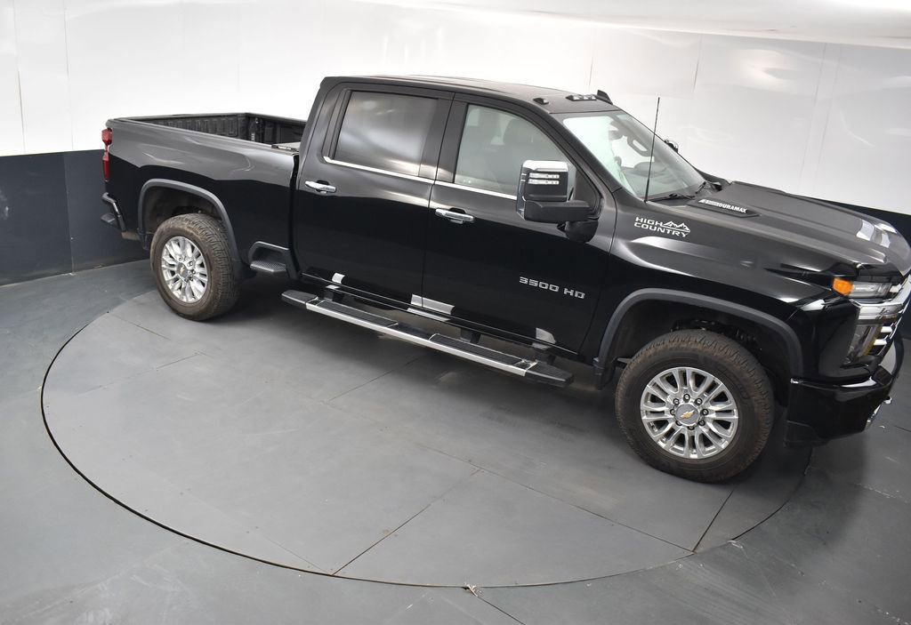 Used 2023 Chevrolet Silverado 3500 High Country w/ Technology Package AWD/4WD image 26
