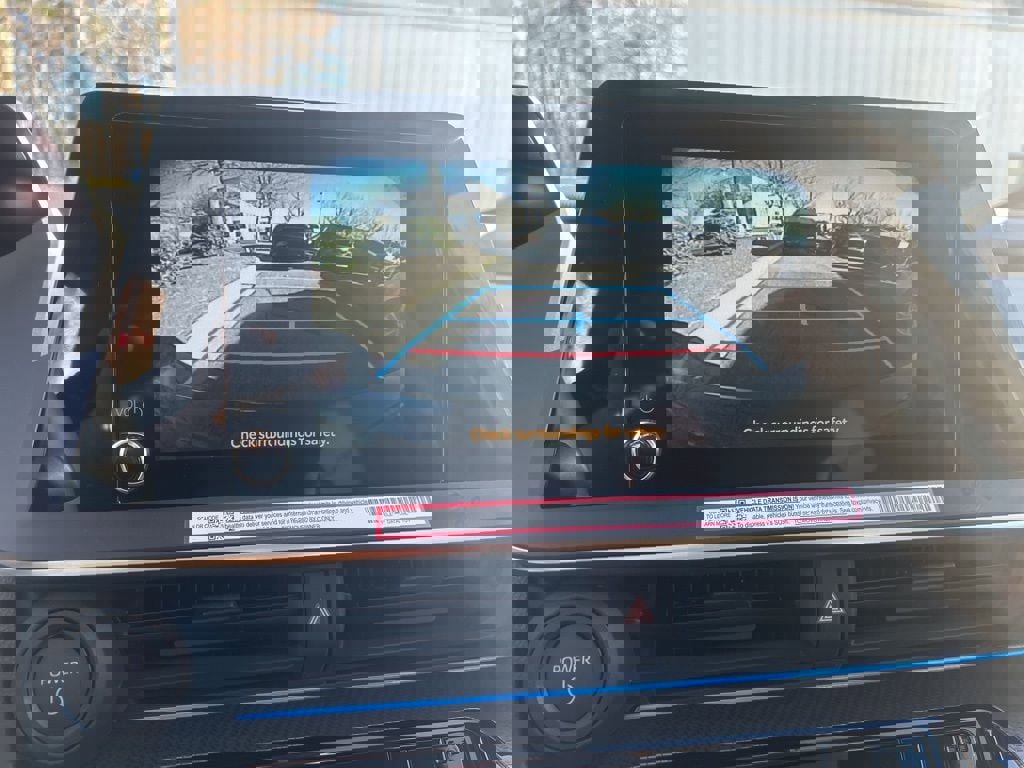 New 2026 Toyota Prius XLE image 5