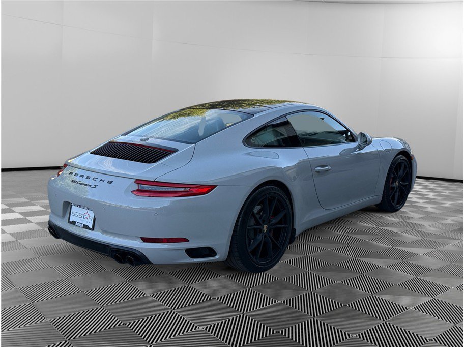 Used 2018 Porsche 911 Carrera S RWD image 5