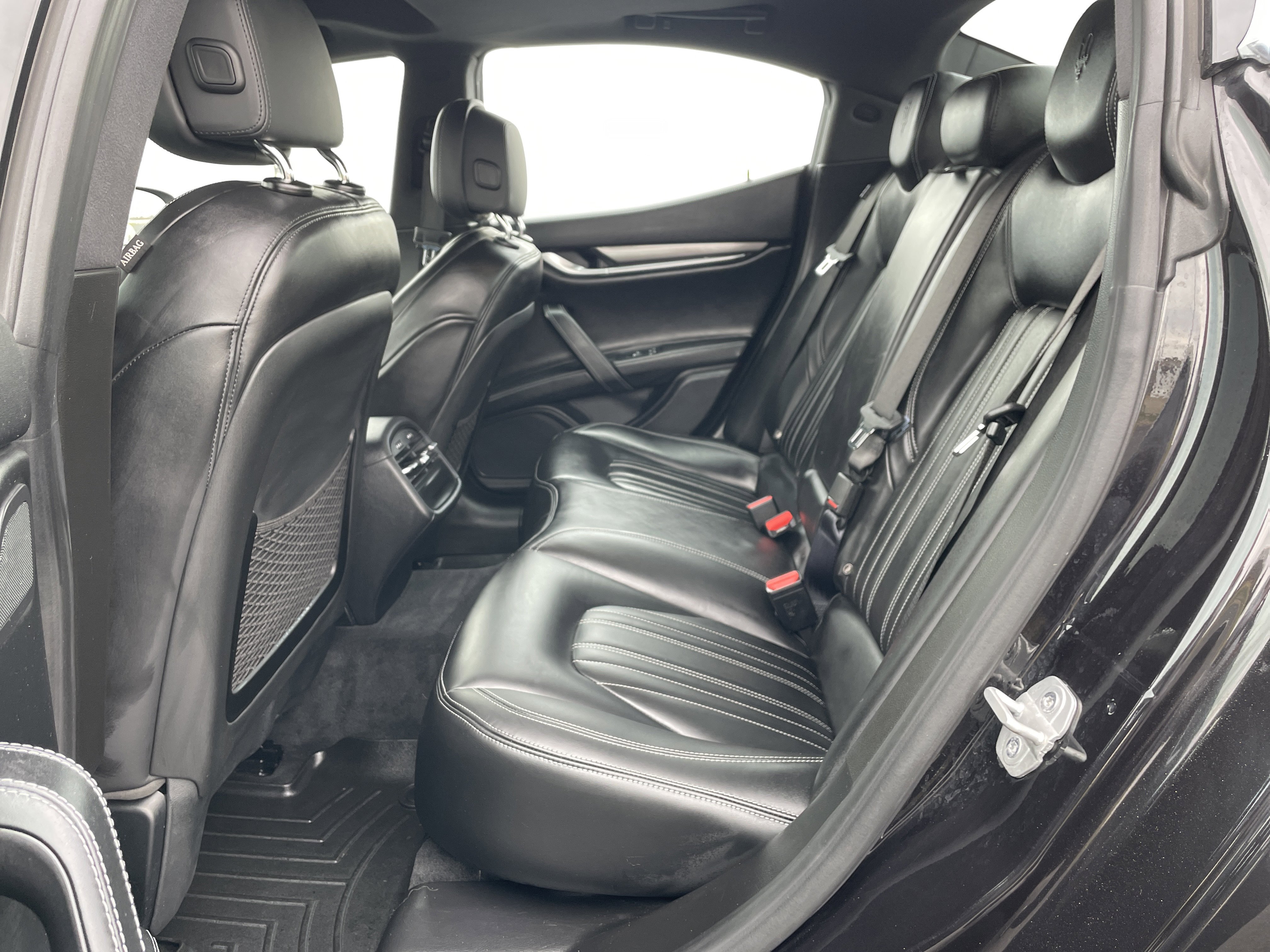 Used 2018 Maserati Ghibli S Q4 image 23