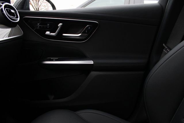 New 2026 Mercedes-Benz GLC 300 4MATIC image 29