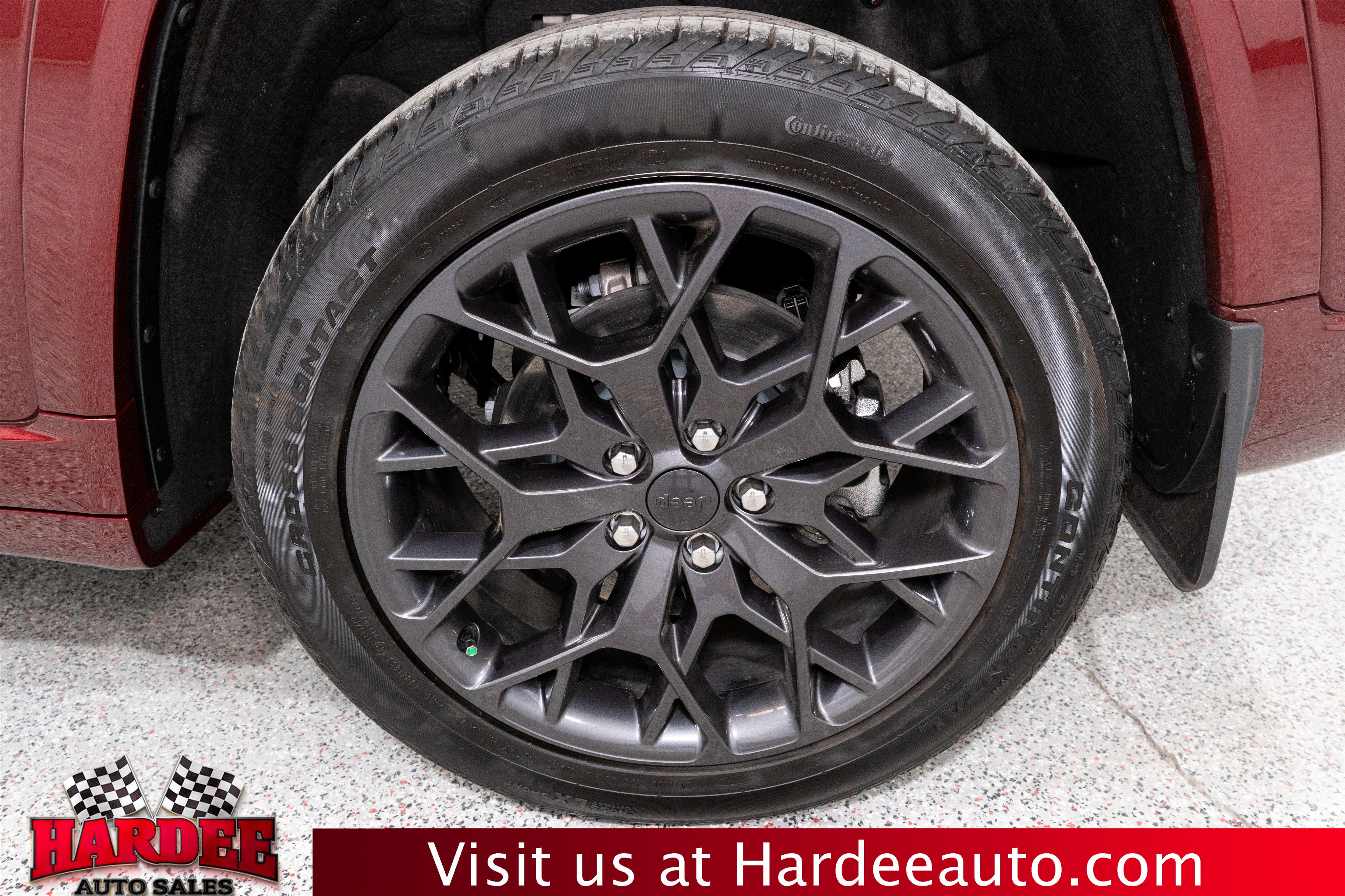 Used 2024 Jeep Grand Cherokee Summit w/ High Altitude Package AWD/4WD image 10