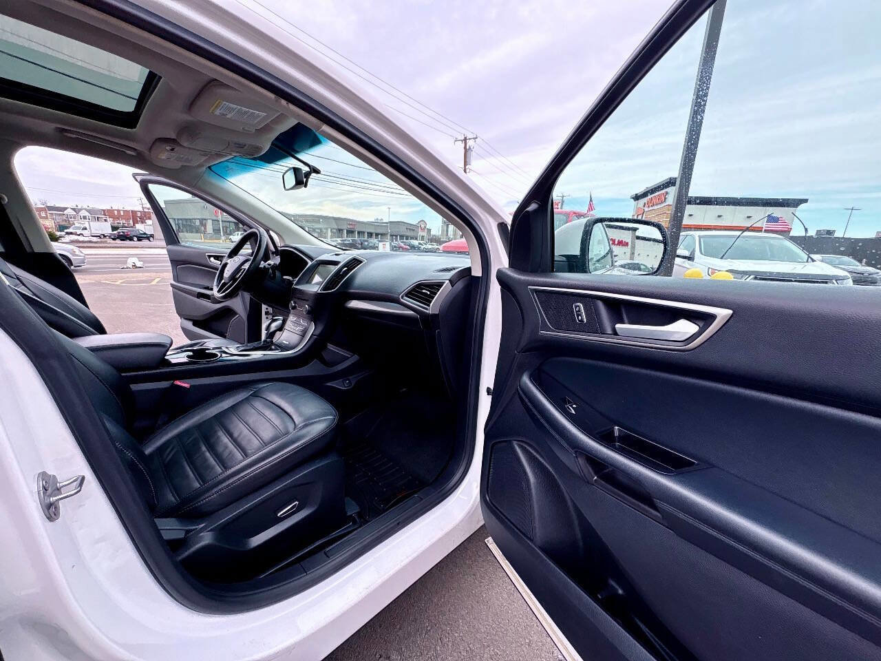 Used 2016 Ford Edge SEL w/ Equipment Group 201A image 38