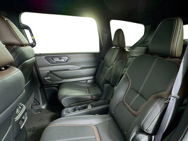 New 2026 Nissan Armada SL w/ Captain's Chari Seat Package image 21