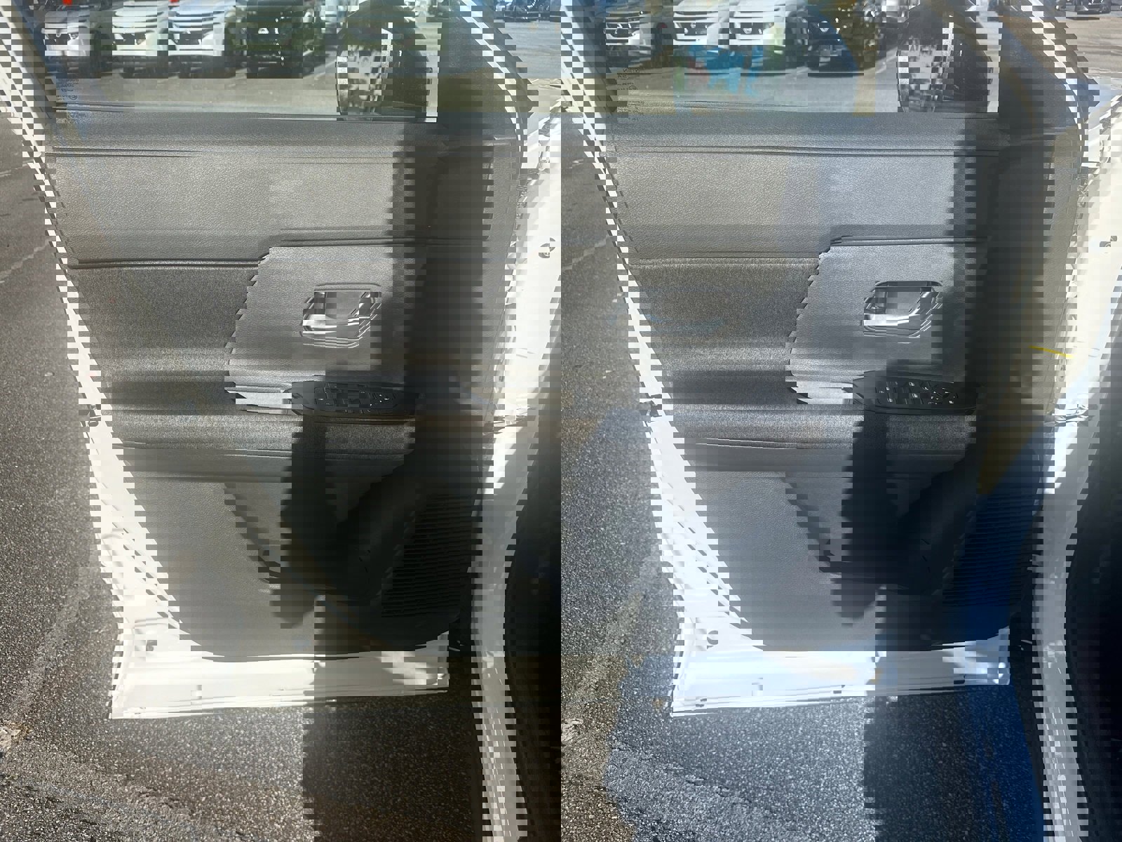 New 2026 Nissan Kicks SV image 10