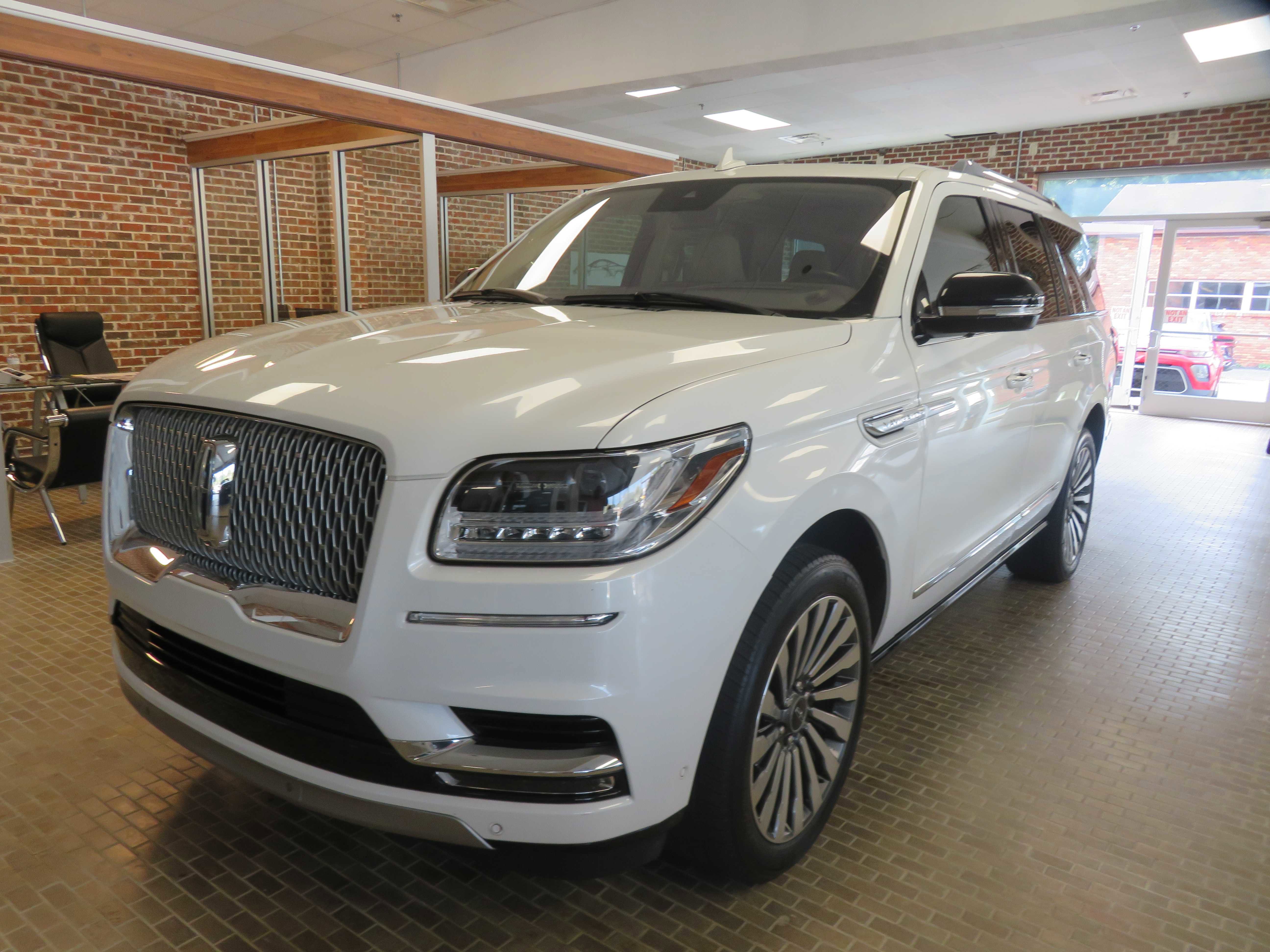 Used 2020 Lincoln Navigator Reserve w/ Luxury Package