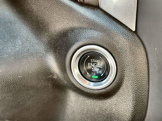 Used 2021 Chevrolet Silverado 2500 LTZ w/ LTZ Premium Package image 17