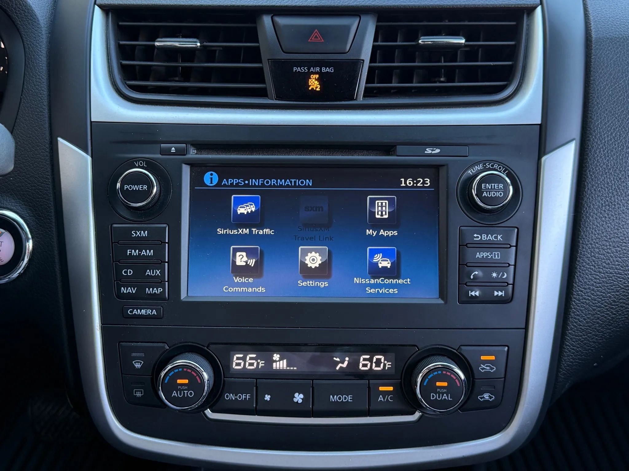 Used 2017 Nissan Altima 2.5 SL w/ 2.5 Technology Package image 25