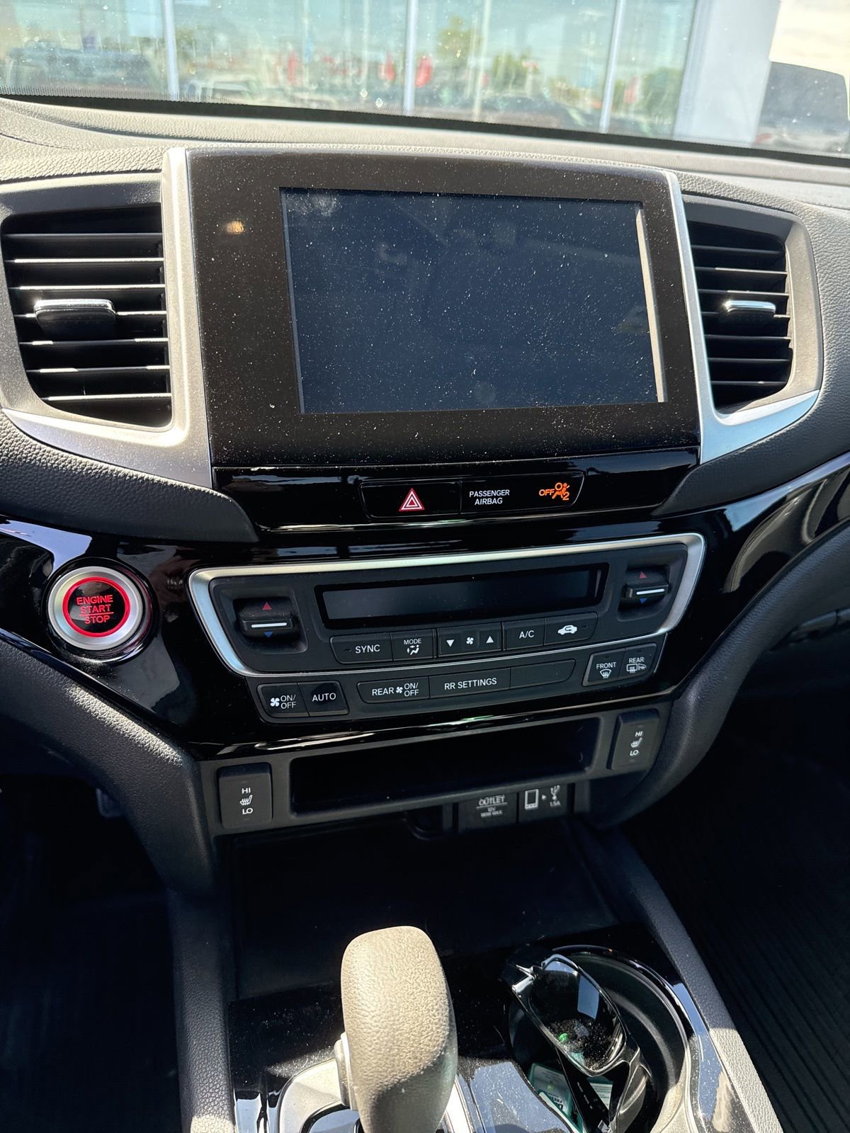 Used 2017 Honda Ridgeline RTL-E image 2