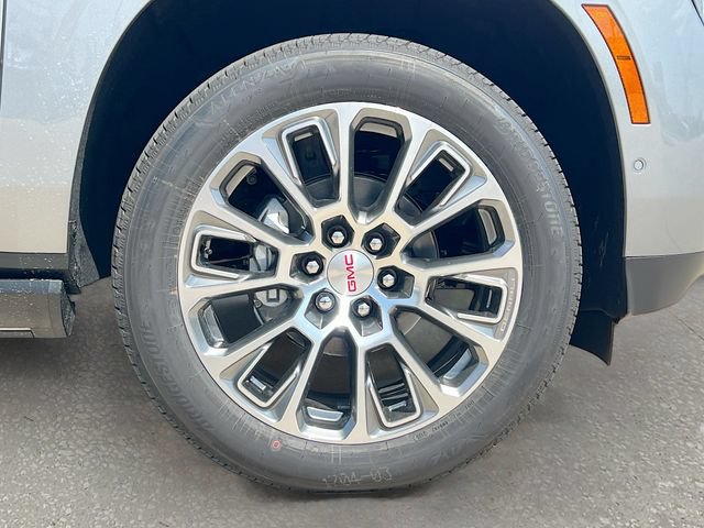 New 2026 GMC Yukon Denali w/ Sun & Power Step Package RWD image 19