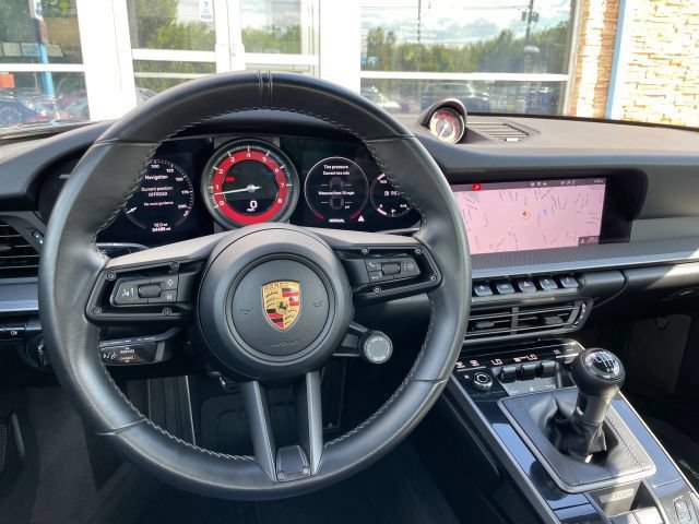 Used 2021 Porsche 911 Carrera S RWD image 6